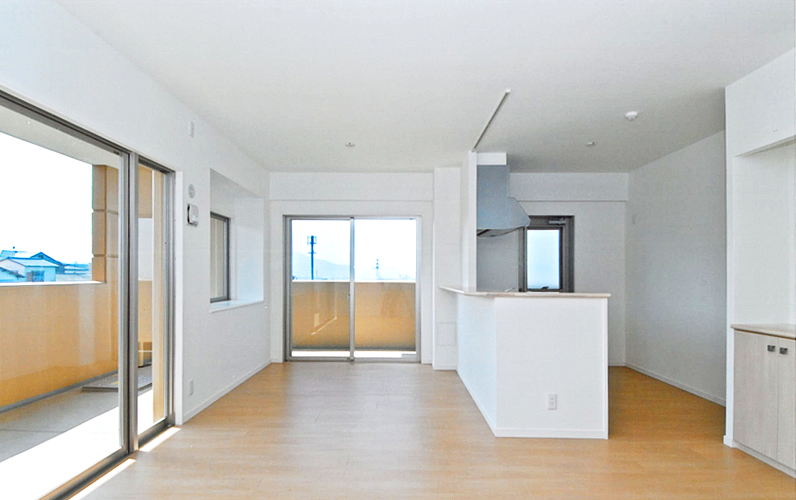 モントーレ　ガーデンヒルズ野芥